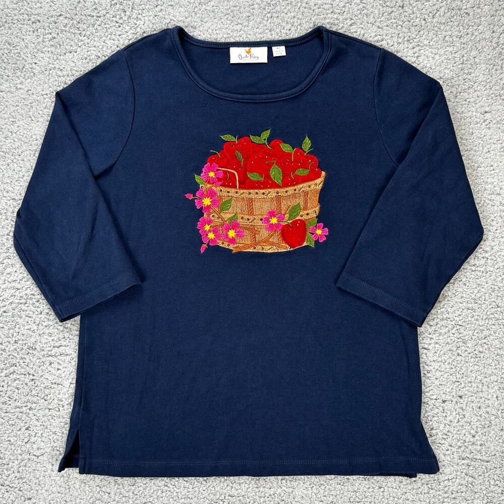 Quacker Factory Short Sleeve Pullover Shirt Blue Red Roses Size XS